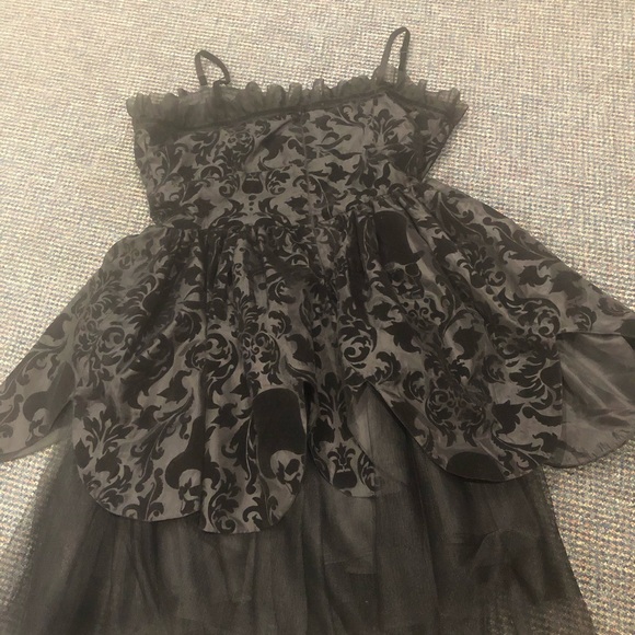 Size large Hell Bunny sateen black dress - Picture 3 of 3